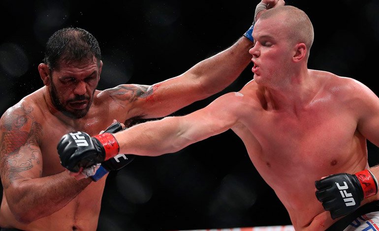 VIDEO: Dutch stars in third-fastest knockout in UFC